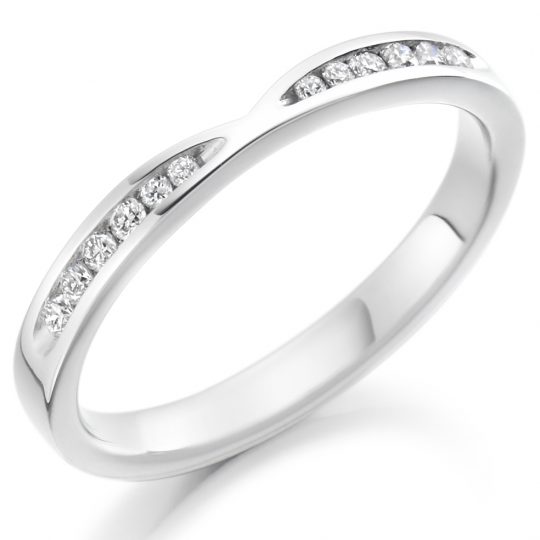 Round Brilliant Cut Diamond Subtle V-Shaped Channel Set Half Eternity Ring