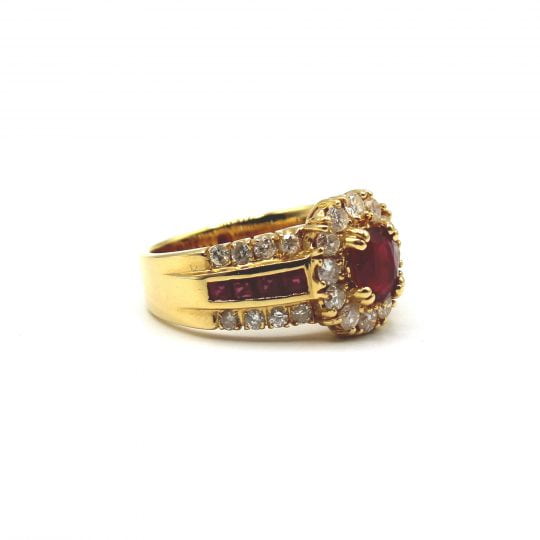 Vintage Ruby & Diamond Ring