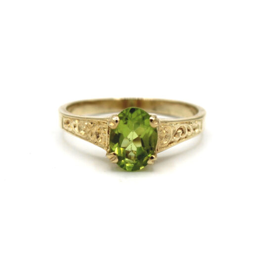 9ct Yellow Gold Peridot Ring With Carved Shoulders