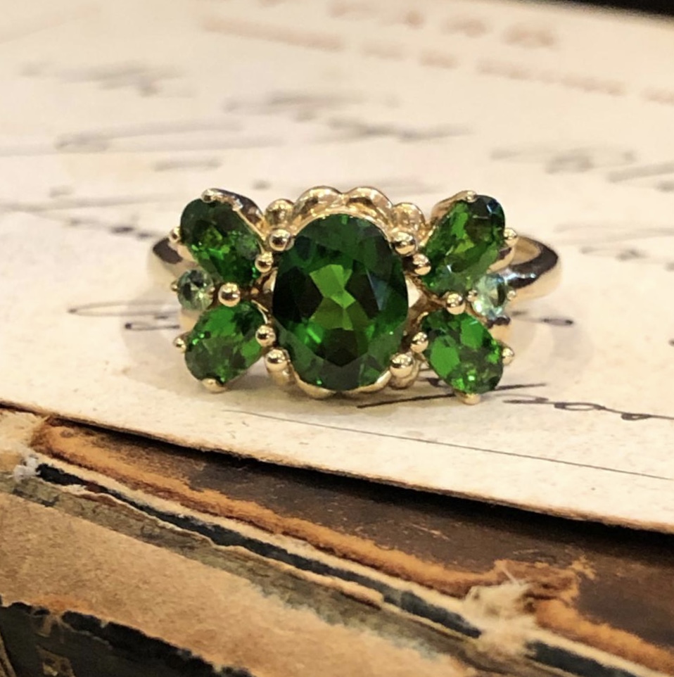 Tsavorite on sale garnet jewellery