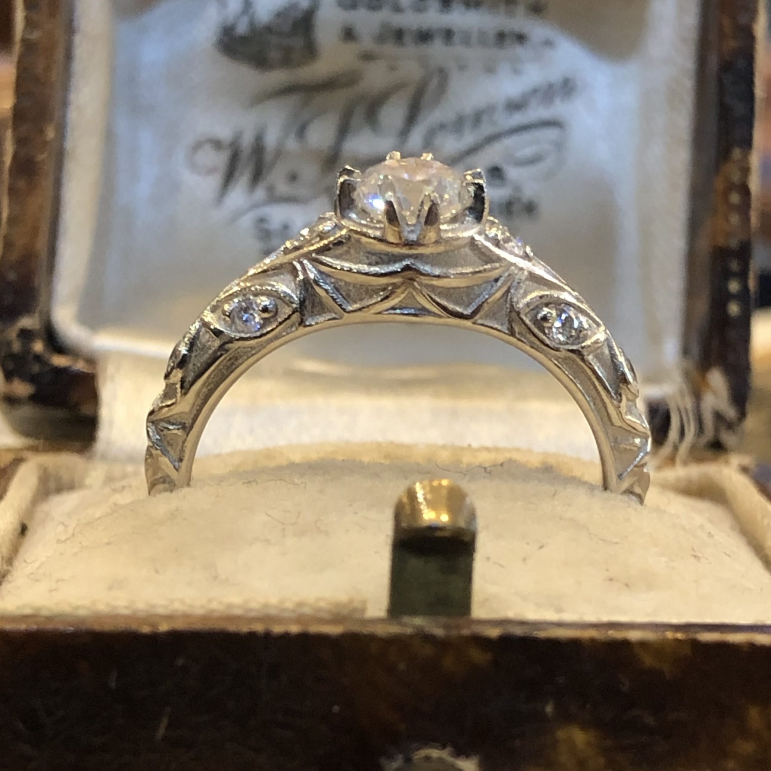 Vintage Art Carved 0.21ctw Diamond Engagement Ring Wedding Band Bridal –  Jewelryauthority