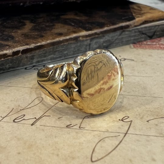 18ct Yellow Gold Signet Ring Dated Chester 1902