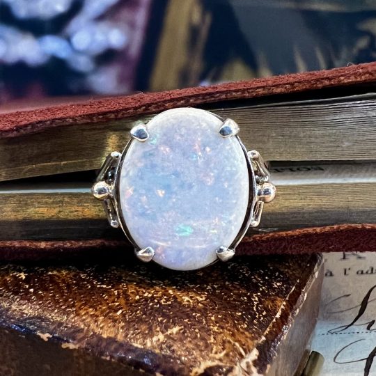 Vintage 9ct Rose Gold Opal Ring