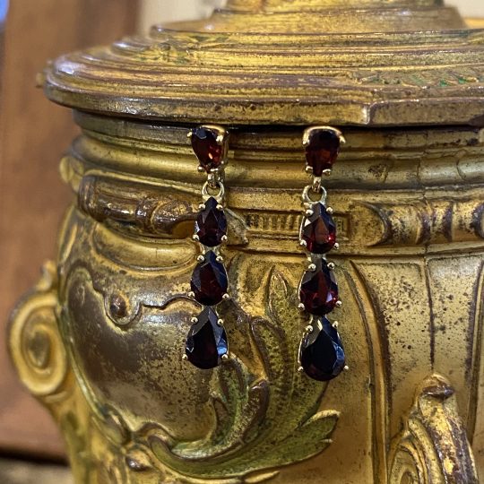 9ct Yellow Gold Pear-Cut Garnet Drop Earrings