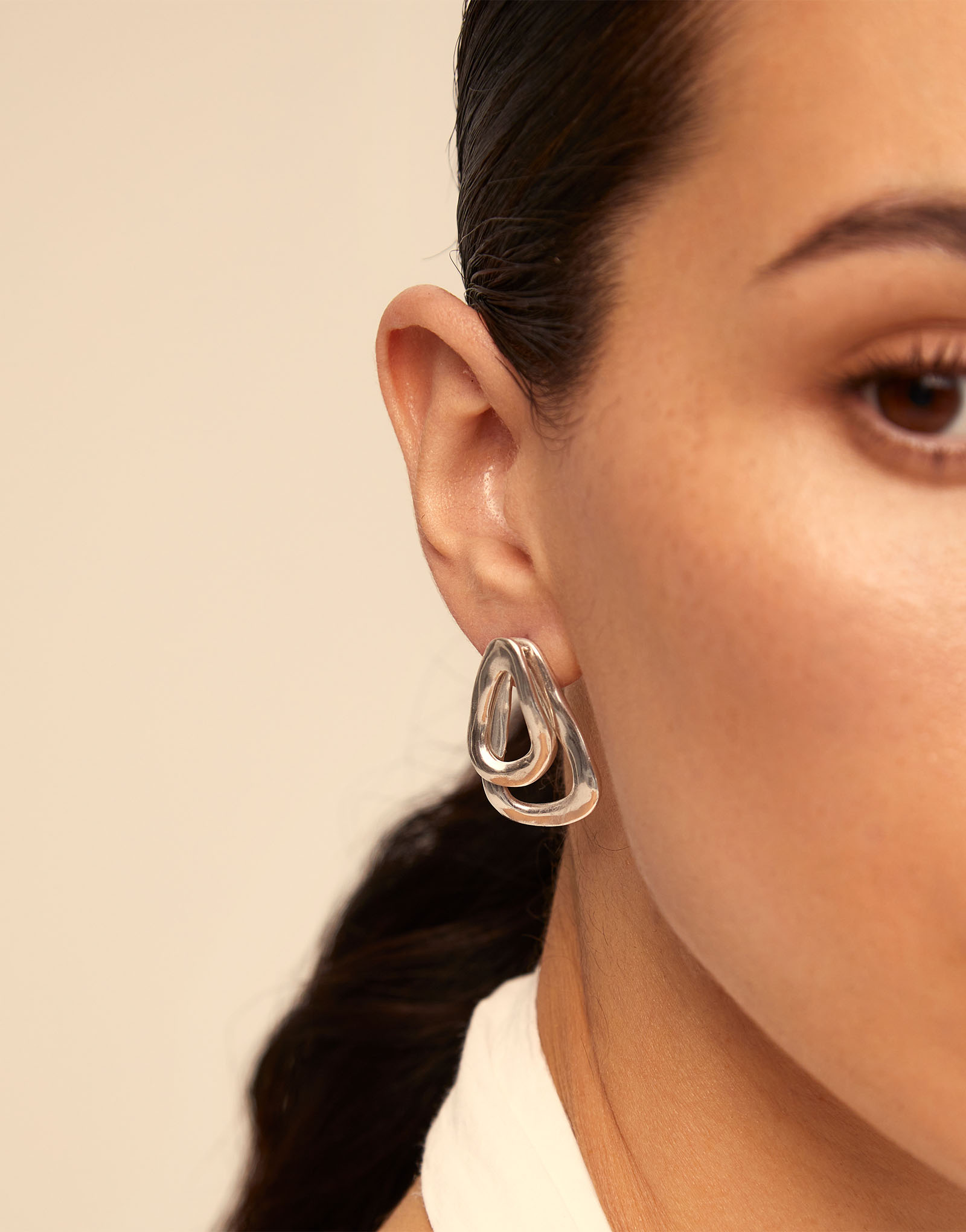 UNO de 50 Earring Connected