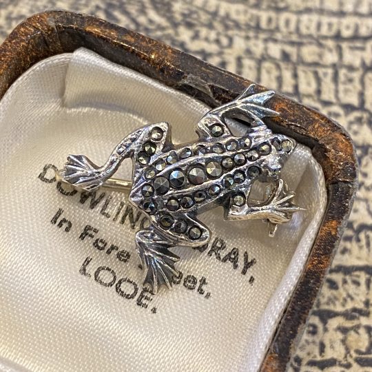 Dainty Sterling Silver & Marcasite Frog Brooch