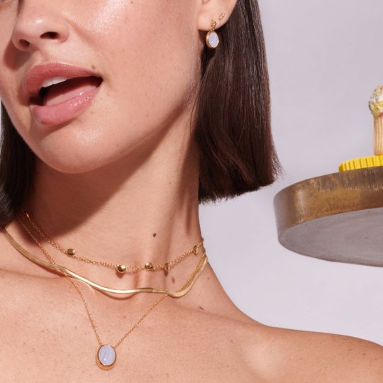 Hot Diamonds x GEM Oval Earrings - Blue Lace Agate